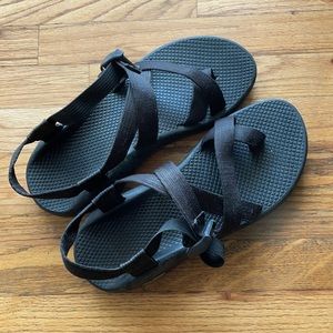 Chacos women’s Z / 2 Classic, black, 10, toe strap